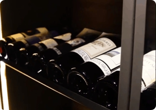 Vinos italianos seleccionados para una cena privada